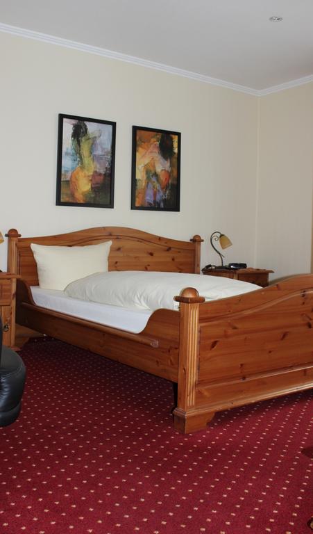 Hotel Schinderhannes Sohren Kültér fotó